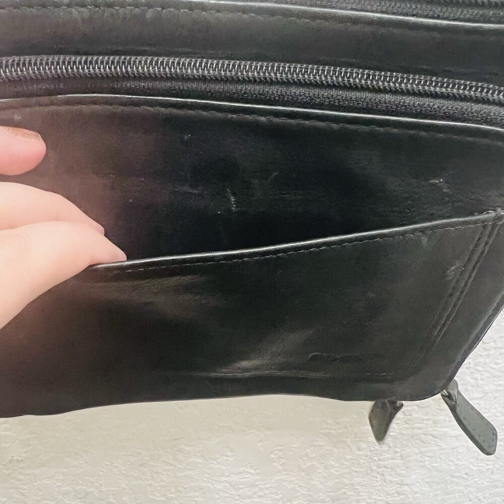 Fossil Women's Black Genuine Leather Strap Crossbody Bag - Picture 7 of 11